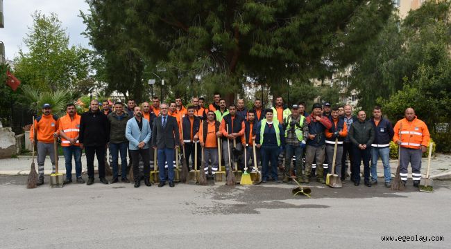 Narlıdere sokaklarında 'bahar temizliği'