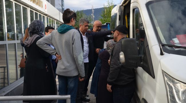 Oğlunun okulunu basan anne tutuklandı