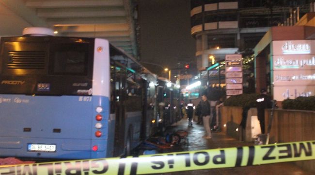 Özel halk otobüsündeki kazada 24 kişi yaralandı