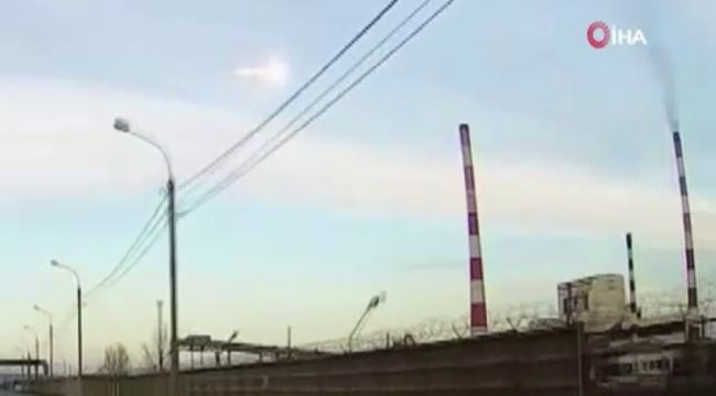 Rusya'ya meteor düştü