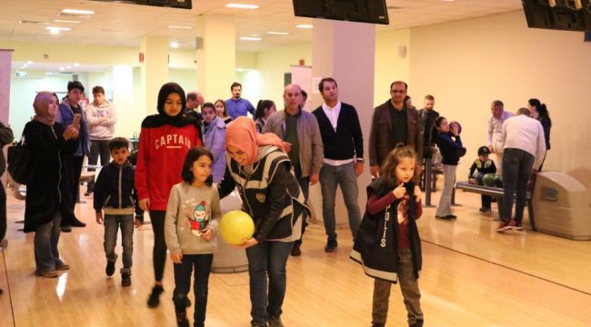 Şehit polislerin çocukları bowling turnuvasında buluştu