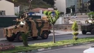 Sınıra askeri sevkiyat