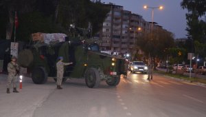 Sınıra askeri sevkiyat yoğunlaştı