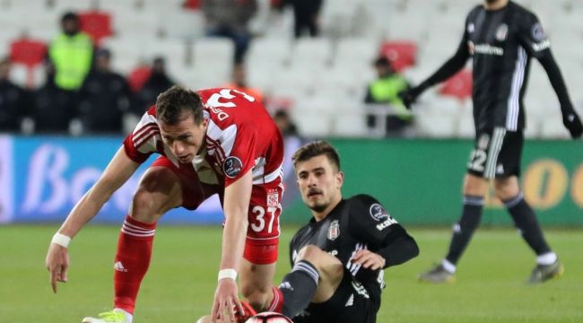 Spor Toto Süper Lig: DG Sivasspor: 1 - Beşiktaş: 2