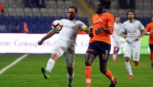 Spor Toto Süper Lig: Medipol Başakşehir: 2 - Atiker Konyaspor: 0  