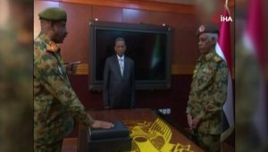 Sudan'da Askeri Geçiş Konseyi Başkanı göreve başladı