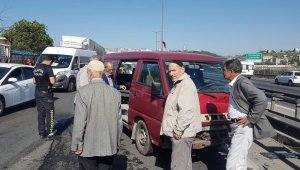 TEM'de zincirleme kaza: 2'si ağır 4 yaralı