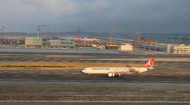 THY'nin 35 yolcusuz uçağı İstanbul Havalimanı'na ulaştı