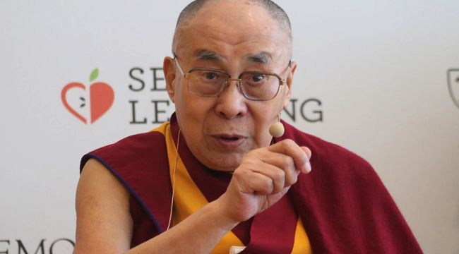 Tibet Ruhani Lideri Dalai Lama hastaneye kaldırıldı