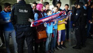 Trabzonspor'a İstanbul'da coşkulu karşılama