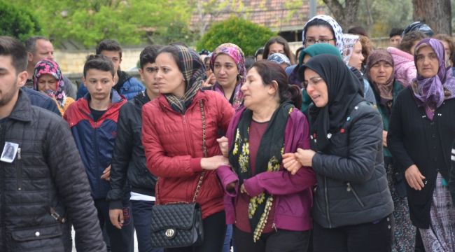 Uçurumdan düşen 14 yaşındaki kız son yolculuğuna uğurlandı