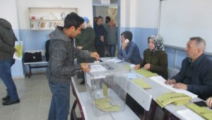 Ümraniye ve Ataşehir'de oylar yeniden sayılacak