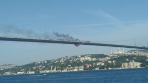 15 Temmuz Şehitler Köprüsü'nde önce aracını ateşe verdi, sonra köprüden atladı