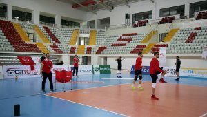 A Milli Erkek Voleybol Takımı Sivas'ta kampa girdi