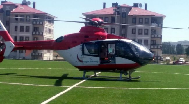 Ağır yaralı ambulans helikopterle hastaneye sevk edildi