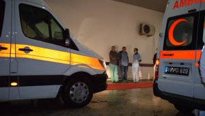 Alt geçide atladı otomobil çarptı öldü