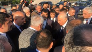 Bahçeli'yi MHP'liler Çamlıca gişelerinde karşıladı