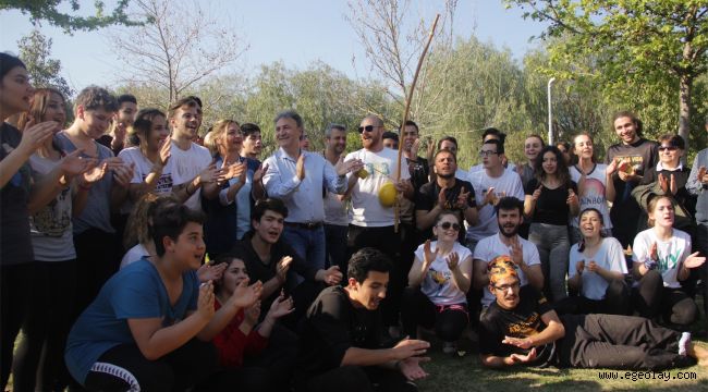 Başkan İduğ seçim döneminde gençlere verdiği sözü tutu
