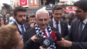 Binali Yıldırım'a Beşiktaş'ta yoğun ilgi