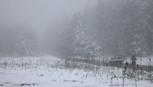 Bolu'da yüksek kesimlere kar yağdı
