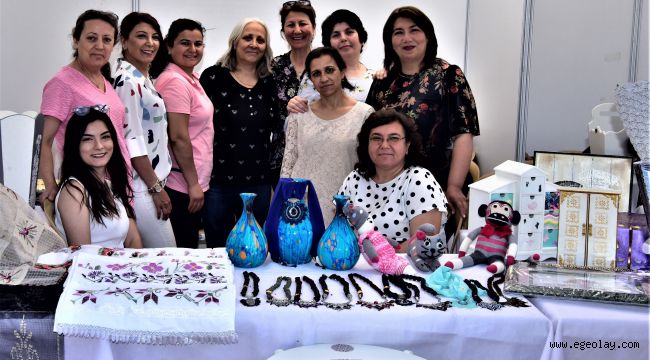 Bornova Belediyesi kursiyerlerinin yıl sonu heyecanı