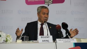 Bülent Arınç: "AK Parti'de düşecek bir çınar yaprağına bile tahammülümüz yok"