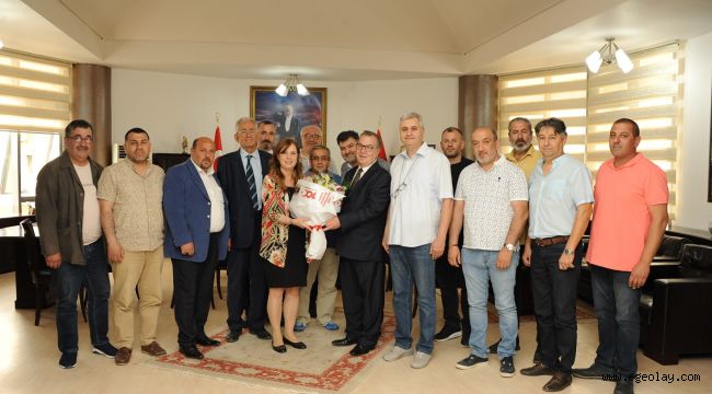 Çiçekçilerden Başkan Çalkaya'ya vefa teşekkürü