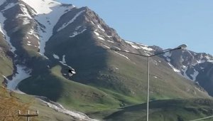 Çığ böyle geldi