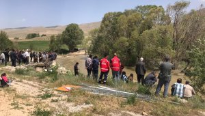 Derede kaybolan gencin arama çalışmaları devam ediyor