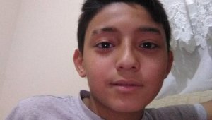 Devrilen traktörün altında kalan 14 yaşındaki çocuk hayatını kaybetti