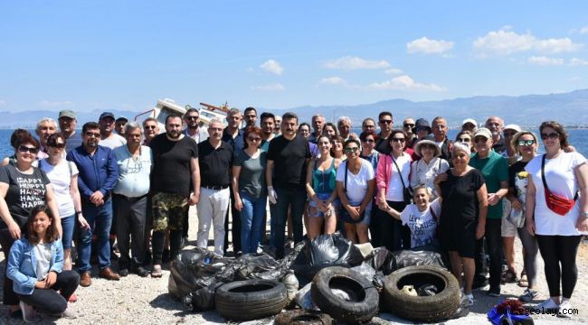 Dikili'de Deniz Temizliği Seferberliği