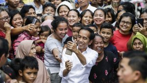 Endonezya'da Widodo yeniden başkan