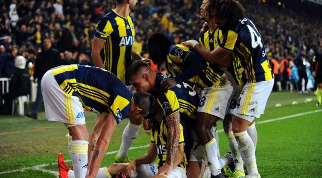 Fenerbahçe 8 ay sonra İstanbul dışında kazandı