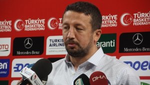 Hidayet Türkoğlu'ndan haksız eleştirilere sert cevap