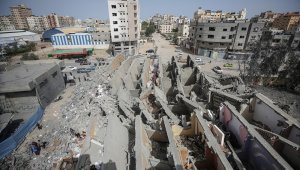 İsrail Gazze'de 800'den fazla binaya zarar verdi