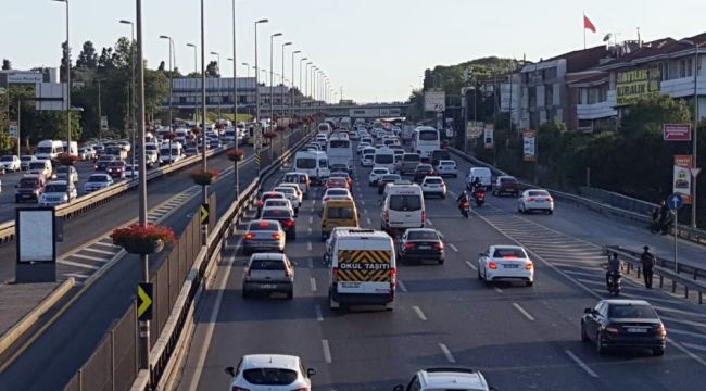 İstanbul'da bayram trafiği yoğunluğu erken başladı