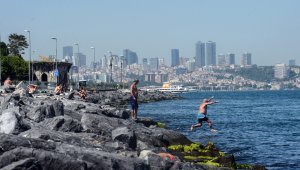 İstanbul'da deniz sezonu açıldı