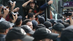 İstanbul'da izinsiz gösterilere 137 gözaltı
