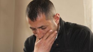 Kanser tedavisi gören eşine zaman ayırınca işinden oldu