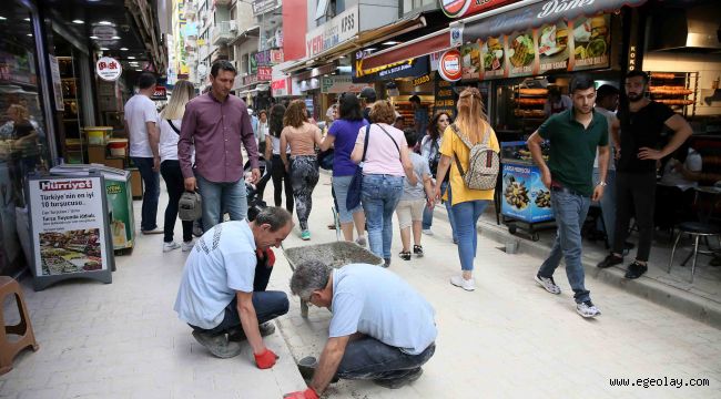 Karşıyaka'da işgale 'kaldırım' çözümü 