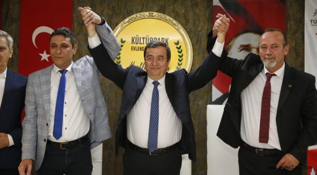 Konak'ta Çifte Bayram