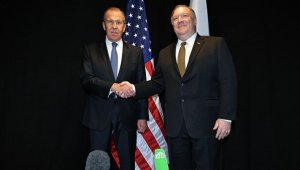 Lavrov ve Pompeo Finlandiya'da bir araya geldi