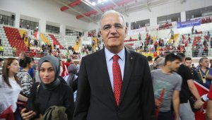 Mehmet Akif Üstündağ: "Galibiyeti taraftara armağan ediyoruz"