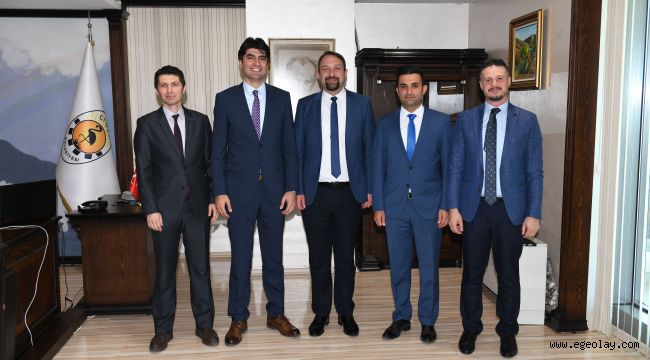 Meslektaşlardan dayanışma 