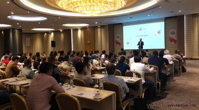 n11.com, İzmirli iş ortaklarına 'E-Ticaret Eğitimi' verdi