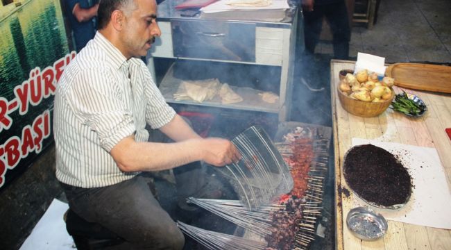 Sahurun vazgeçilmezi ciğer kebabı