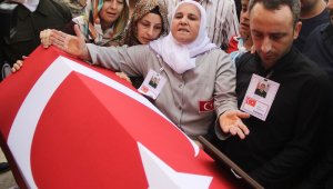 Şehit annesi: "O bana gelecekti ben ona geldim"