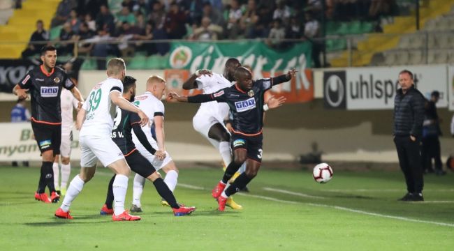 Spor Toto Süper Lig: Aytemiz Alanyaspor: 1 - Atiker Konyaspor: 2
