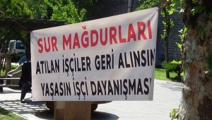 Sur Belediyesi'nden çıkarılan işçilerin bekleyişi sürüyor