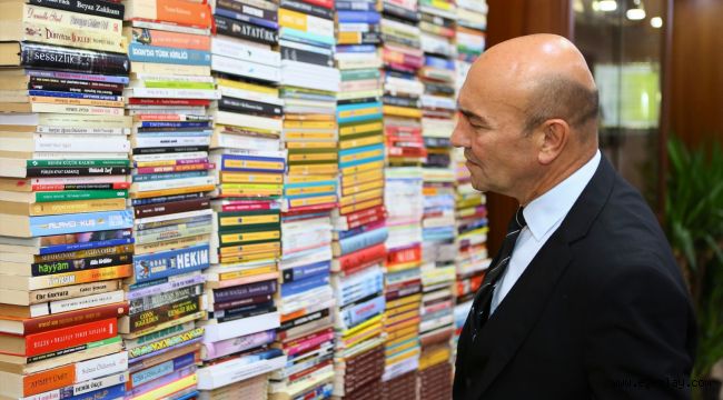Tebrik çiçeği yerine 10 bin kitap toplandı